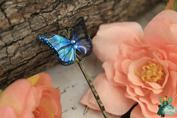 Petite epingle a cheveux papillon bleu