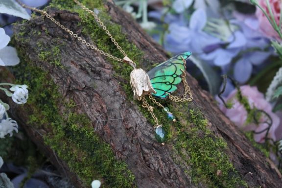 Pendentif aile de fee blanche rose avec breloque fleur, chaine